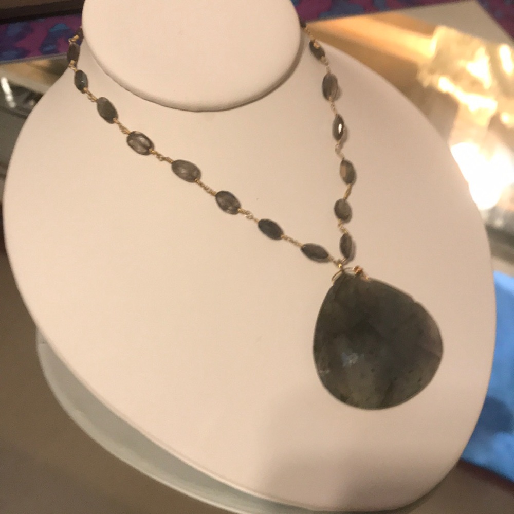 Labradorite necklace - Picture 5 of 8